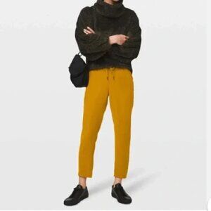 Lululemon Sz 6 On The Fly Crop Pants Mustard Dark Orange Pull On Drawstring